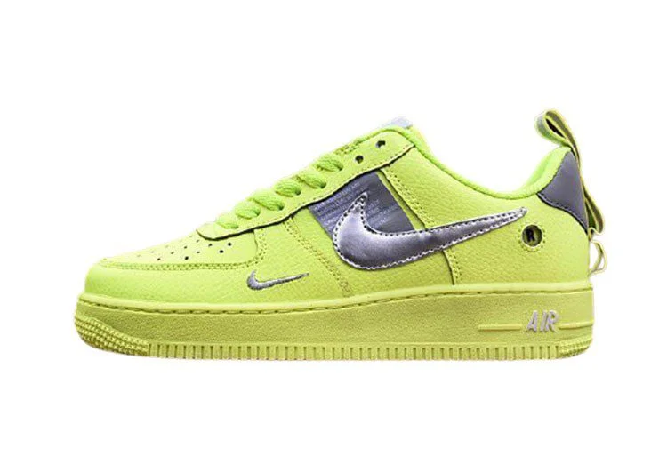 נעלי נייק-NIKE AIR MAX JORDAN HIGH - Goldenrod