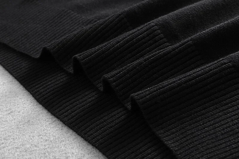 פנדי - FENDI SWETER LONG - Black – תמונה 3