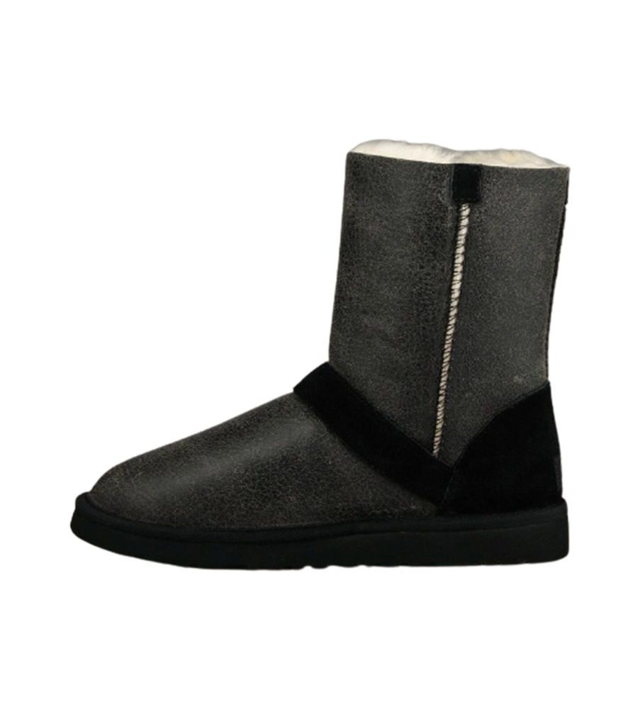 מגפי האגג נגרו – UGG 1202 NEGRO 