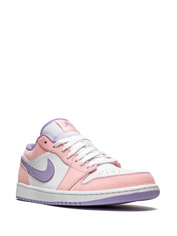 ⁦נייק ג'ורדן -NIKE AIR JORDAN 1 LOW - Arctic Punch⁩ – תמונה ⁦2⁩