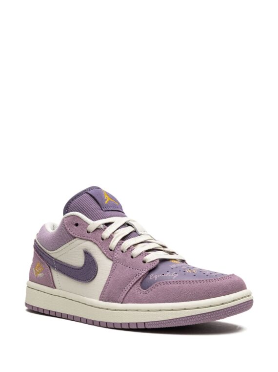 ⁦נייק ג'ורדן -NIKE AIR JORDAN 1 LOW - Unity Purple⁩ – תמונה ⁦2⁩