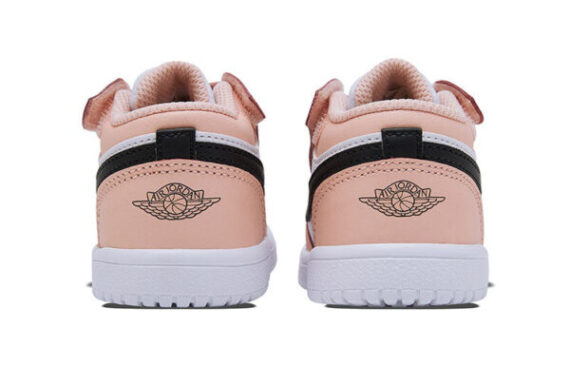 ⁦Air Jordan 1 Low Pink White ילדים – נייק ג'ורדן⁩ – תמונה ⁦3⁩