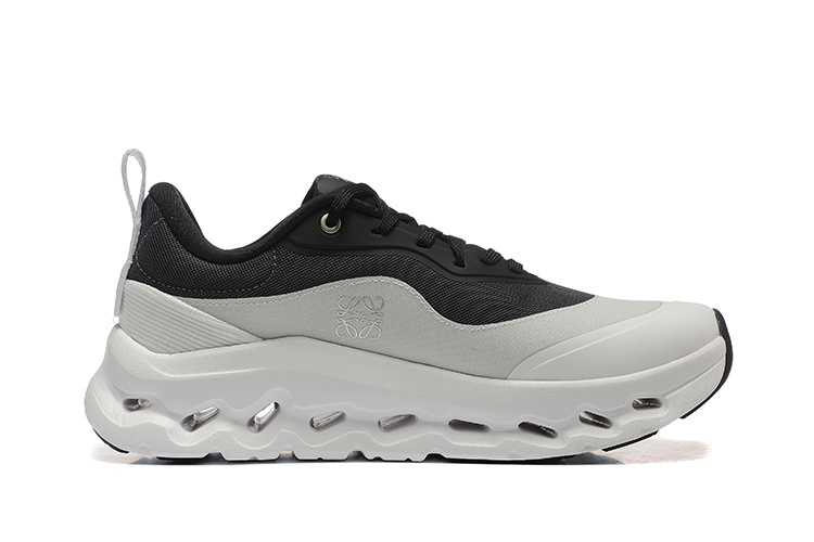נעלי און קלאוד Cloud ON RUNNING BLACK ASH – תמונה 2