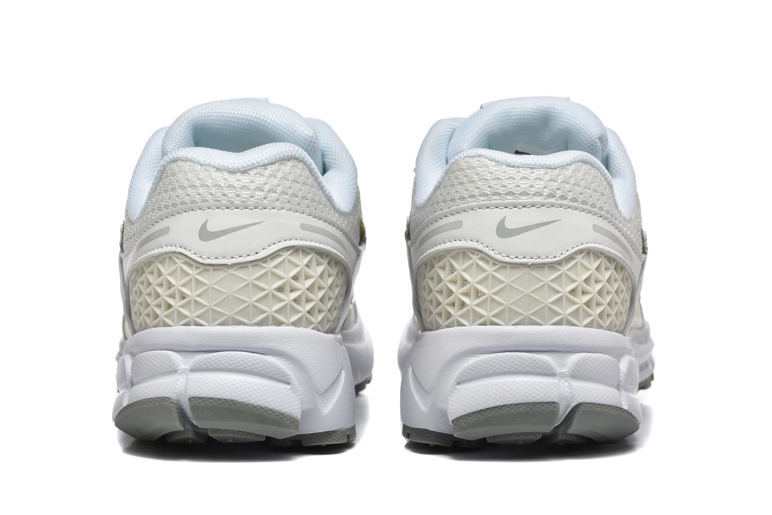 נעלי נייק-Nike Air Zoom Vomero 5 CREAM – תמונה 3