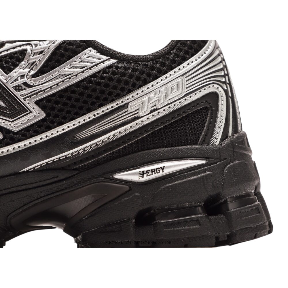 ניו באלאנס-New Balance 740 Black Gray mix soft – תמונה 6